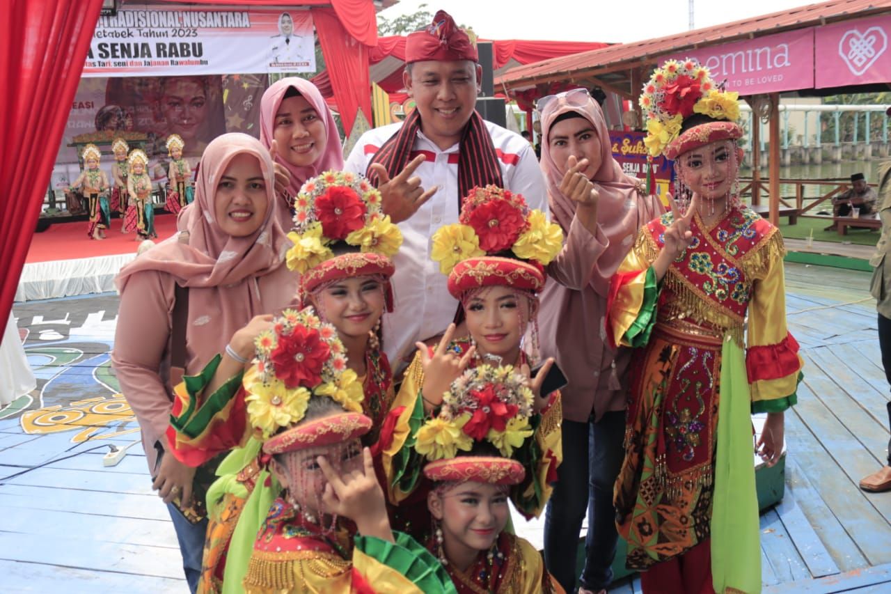 Pesta Senja Rabu - Lomba Tari Kreasi Tradisional Nusantara